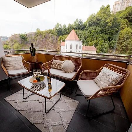 Bonnystay L Modern L Zentral L Work Space L Kitchen L Smart Tv L Wlan Apartament Pasawa