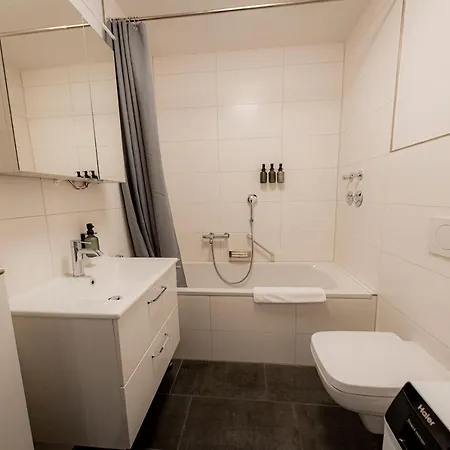 Bonnystay L Modern L Zentral L Work Space L Kitchen L Smart Tv L Wlan Apartament Pasawa