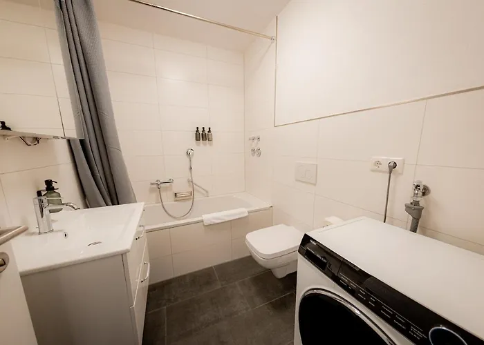 Bonnystay L Modern L Zentral L Work Space L Kitchen L Smart Tv L Wlan Appartamento *